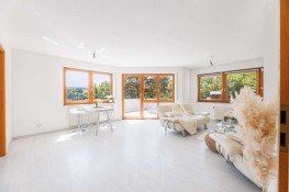Hauptbild Lichtdurchflutete 3-Zi-Wohnung mit Terrasse und großem Balkon | 110 m² Wohnfläche | 2 Stellplätze